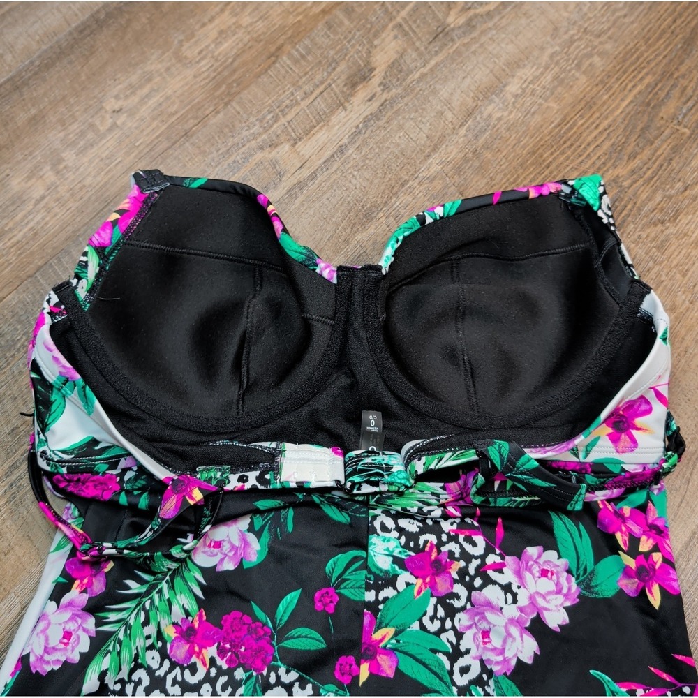 Torrid One Piece Swimsuit Sz 0 C/D Floral Tropical Animal Print Ruched Underwire - Picture 10 of 11